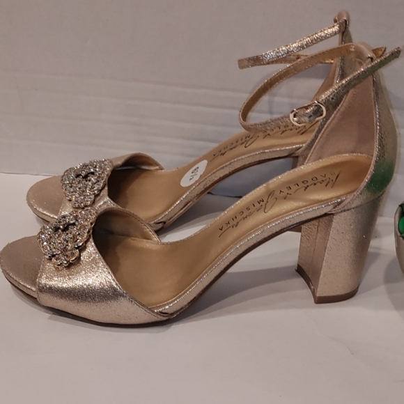 Badgley Mischka Gold Open Toe Rhinestones He… - Picture 2 of 15
